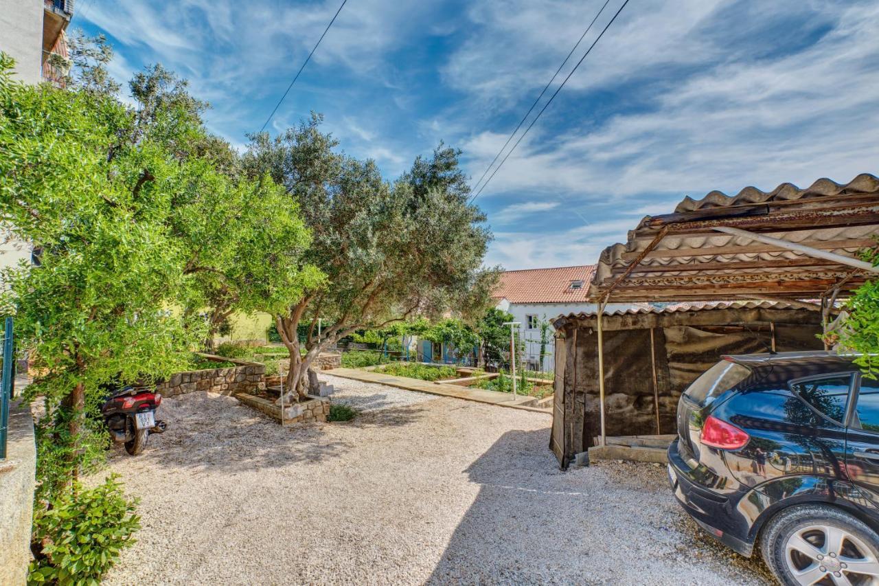 Apartment Dami Mali Lošinj Dış mekan fotoğraf
